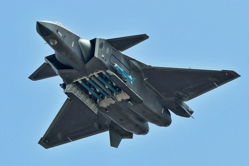 Tiem kich J-20 Trung Quoc dat hon F-35 My nhung van kem Su-57 Nga-Hinh-6