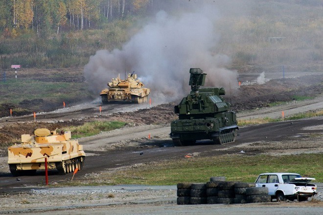 Ten lua Pantsir-S1 thuc chien qua te, Nga tang cuong Tor-M2U 