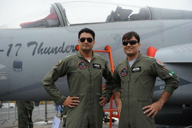 Dung tiem kich F-16 ban roi may bay An Do, Pakistan khien My 