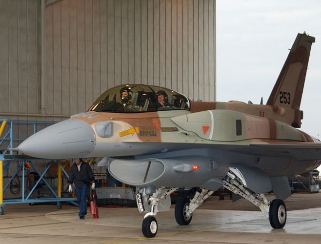 Bi S-300PM Syria de doa, tiem kich F-16 Israel bo chay thuc mang?-Hinh-8