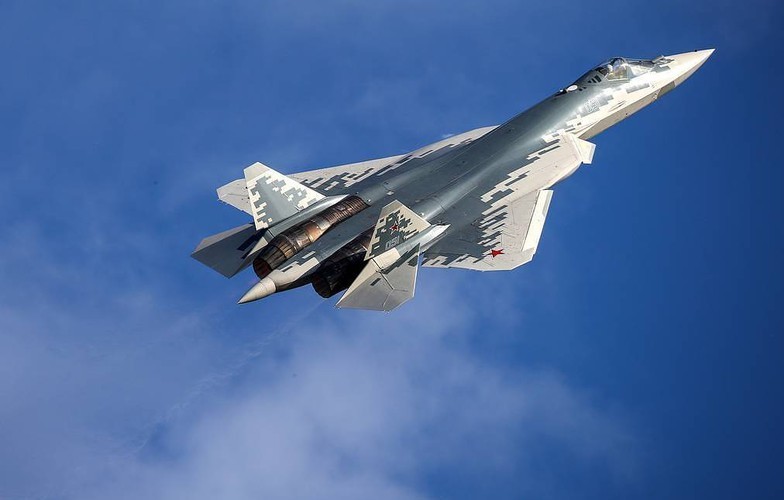 Noi got Su-57, xe tang T-14 Armata cua Nga lam vao canh 