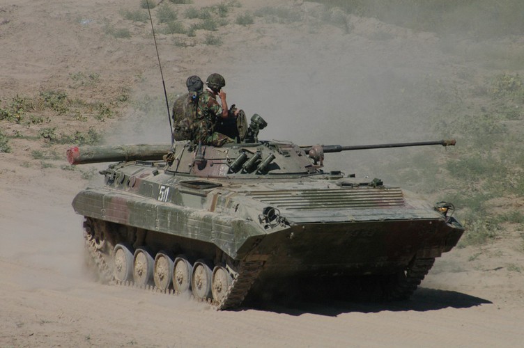 My va Israel khong nen coi thuong dan 650 thiet giap BMP-2 cua Iran-Hinh-11