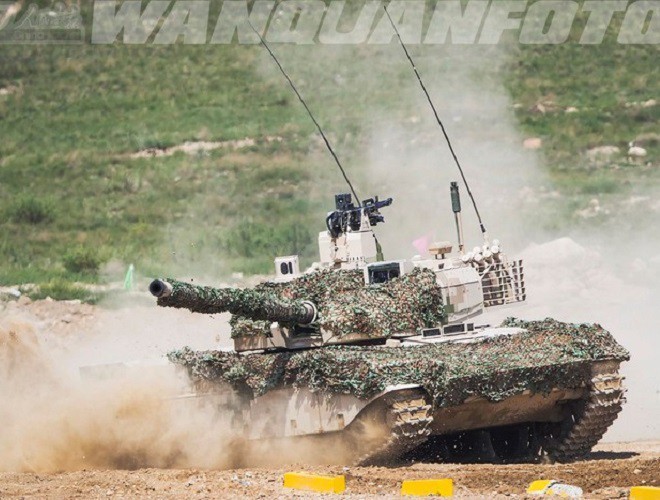 Trung Quoc khoe xe tang hang nhe Type15, ha duoc T-90S An Do tu 2000m?-Hinh-7