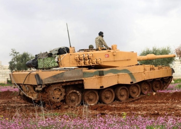 Tho Nhi Ky tung hang loat xe tang Leopard 2A4 vao chien truong Syria-Hinh-6
