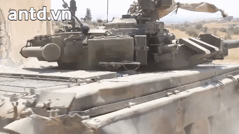 Phien quan HTS lay dau ra xe tang T-90 cuc manh de tan cong Syria?-Hinh-9