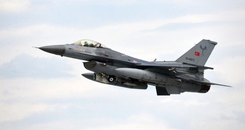 Neu giao tranh, F-16 Tho Nhi Ky co vuot qua duoc S-300 Syria?-Hinh-10
