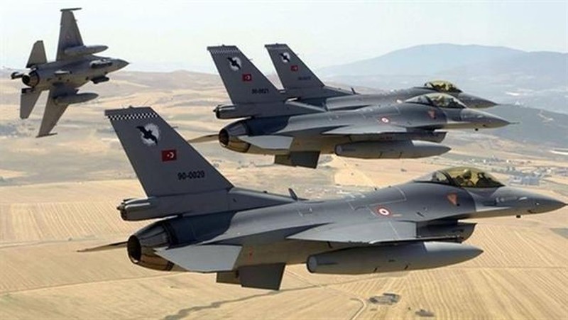 Neu giao tranh, F-16 Tho Nhi Ky co vuot qua duoc S-300 Syria?-Hinh-4
