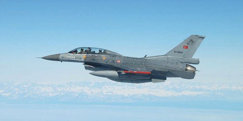 Neu giao tranh, F-16 Tho Nhi Ky co vuot qua duoc S-300 Syria?-Hinh-9