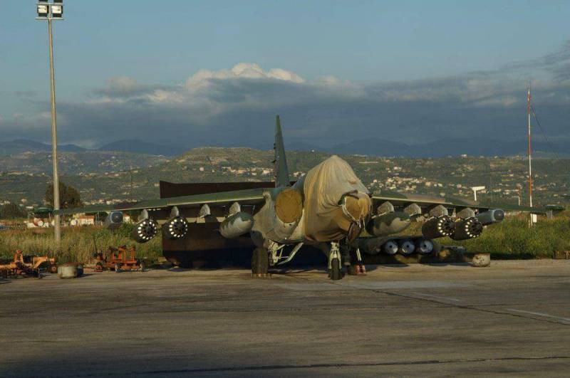 “Xe tang bay” Su-25: Suc manh cua qua khu - hien tai va tuong lai-Hinh-15