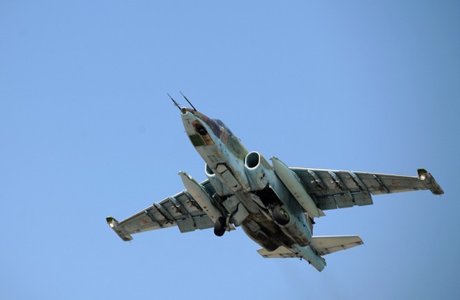 “Xe tang bay” Su-25: Suc manh cua qua khu - hien tai va tuong lai-Hinh-5