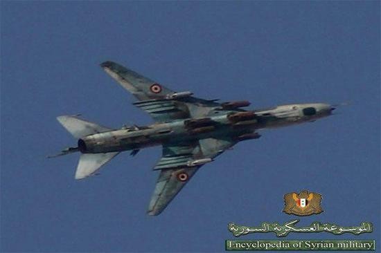Vi sao “ong gia gan” Su-22 van la ac mong cua luc luong phien quan Syria?