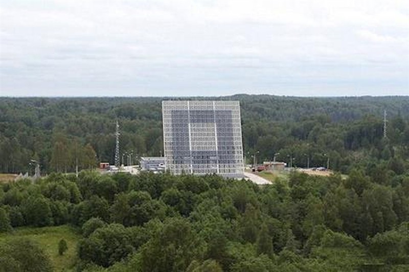 Lo so chien tranh, Nga tang cuong “tai mat” o Kaliningrad bang tram radar “hang khung“-Hinh-8