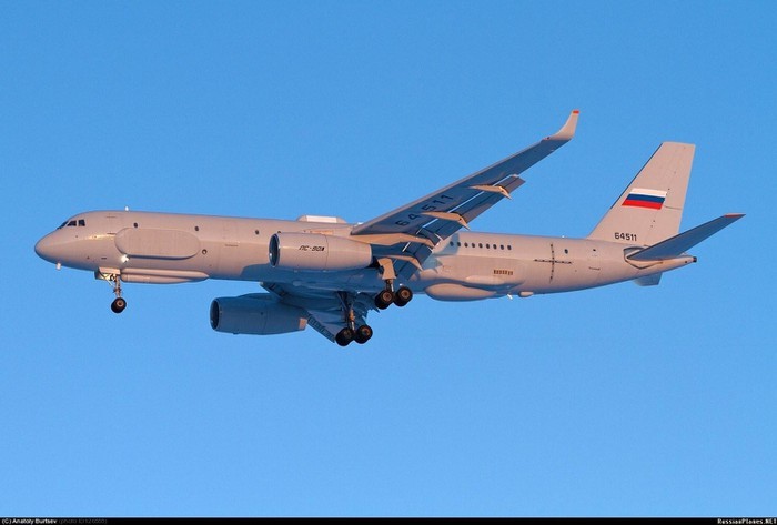 Nga dieu sieu trinh sat Tu-214R den Syria, 