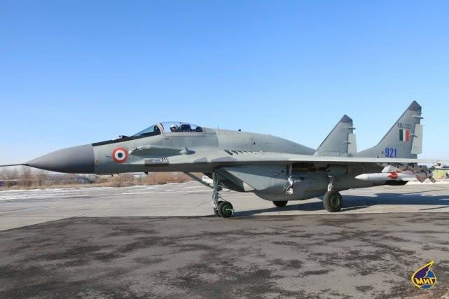 An Do mua tiem kich MiG-29 tung lo hen voi Viet Nam, gia chi bang 1/5 Rafale cua Phap-Hinh-10