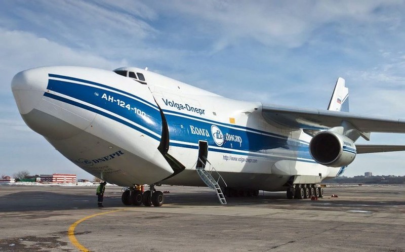 Thieu phu tung tu Ukraine, Nga van tao ky tich khi khoi phuc duoc An-124 Ruslan-Hinh-10