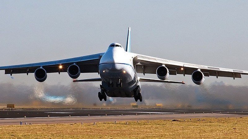 Thieu phu tung tu Ukraine, Nga van tao ky tich khi khoi phuc duoc An-124 Ruslan-Hinh-11