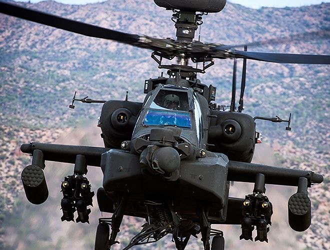 Chua kip thi uy, AH-64E Apache An Do da phai ha canh khan cap tren.. canh dong-Hinh-11