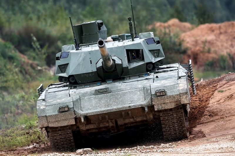Thay doi lon tren xe tang Armata cua Nga: Trong phao 152mm bi loai bo-Hinh-2