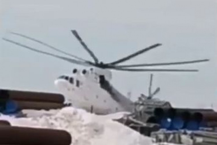 Truc thang khong lo Mi-26 Halo cua Nga vo tan tanh vi ha canh loi-Hinh-6