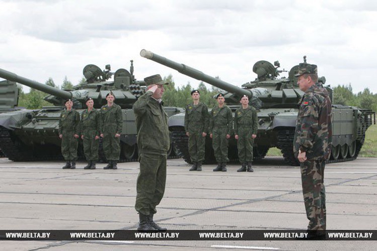 Belarus ngay cang co them nhieu xe tang T-72B3... Ba Lan lo ngay ngay-Hinh-5