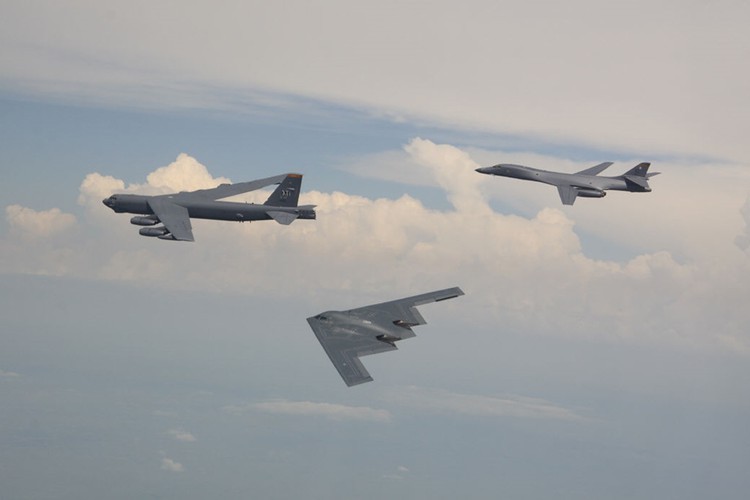 Bo ba B-1B, B-2 va B-52 cua My se duoc trien khai khap toan cau-Hinh-5