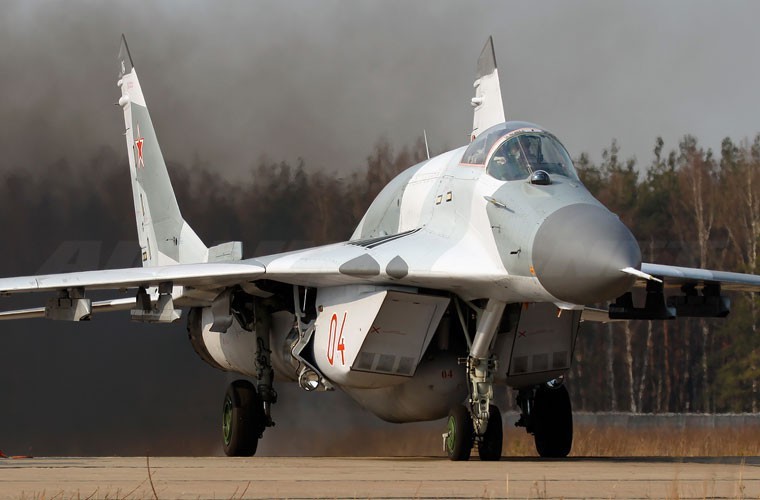 Tiem kich MiG-29SMT cua Nga se khien chien truong Syria nong tro lai-Hinh-23