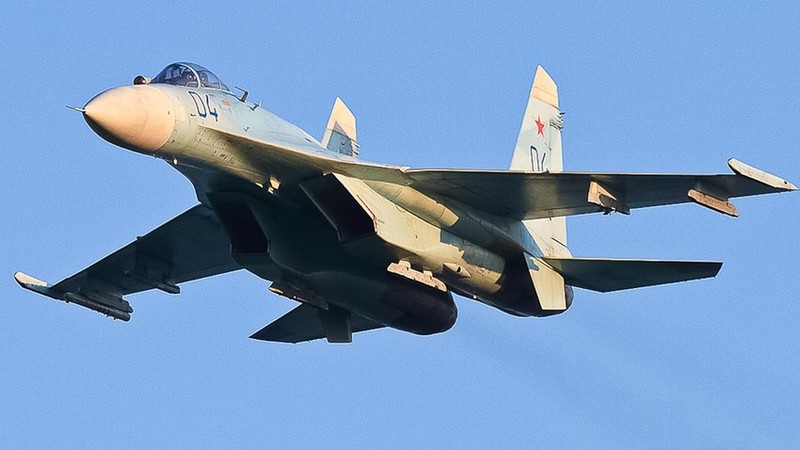 Bi mat Su-27 Lien Xo: Ra doi dua tren cong nghe F-15 cua My-Hinh-6