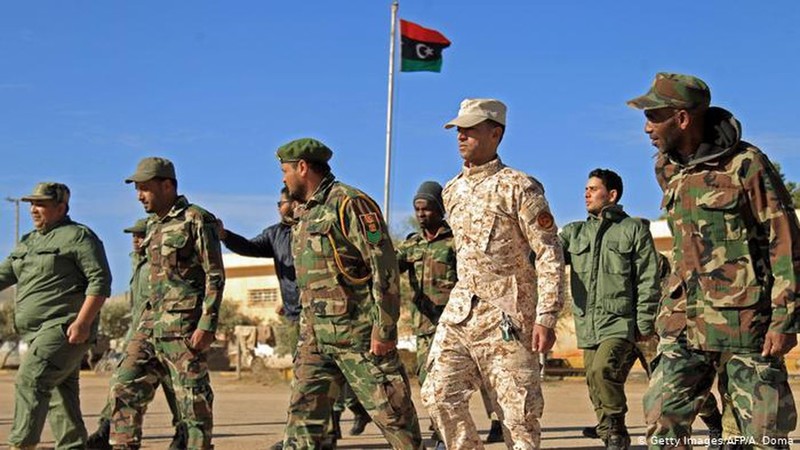Chien su Libya: Tho Nhi Ky bi canh bao vi chong lung cho GNA-Hinh-10
