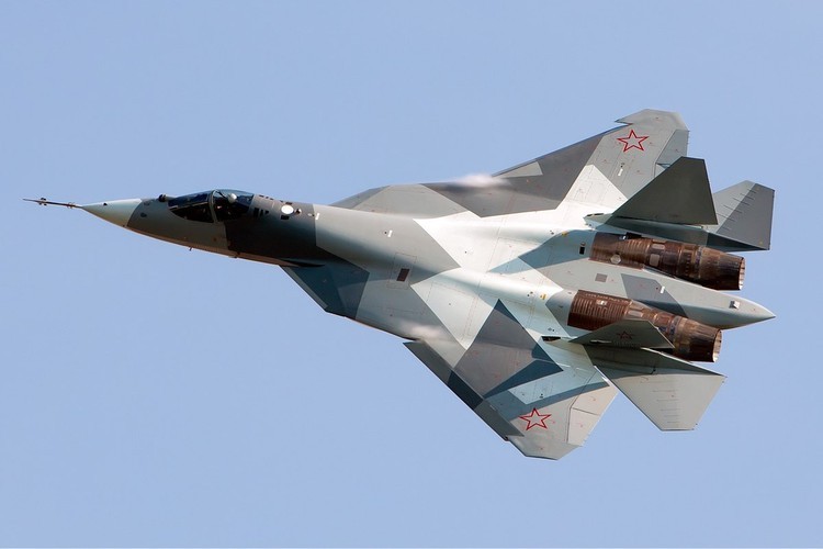 Nong: Tiem kich Su-57 