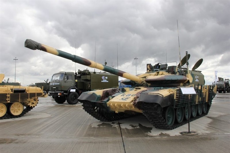 Kazakhstan trang bi xe tang T-72 do Tho Nhi Ky nang cap cuc manh-Hinh-6