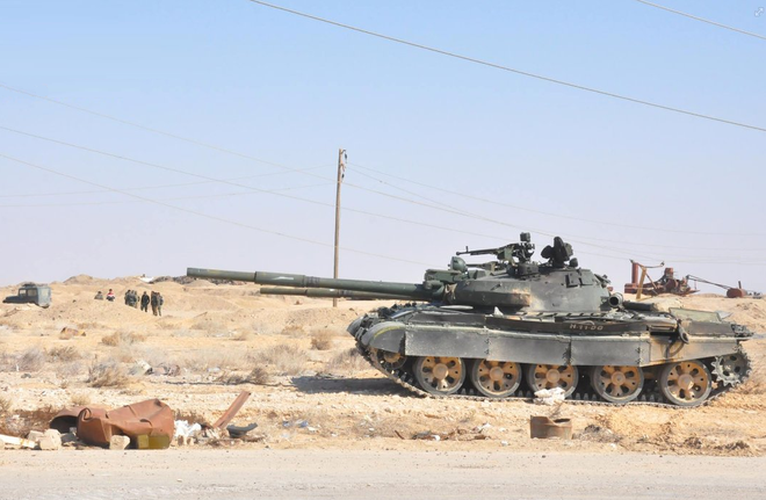 Thua thai xe tang T-62M, Nga lien tiep chuyen cho Syria de tang suc manh-Hinh-13