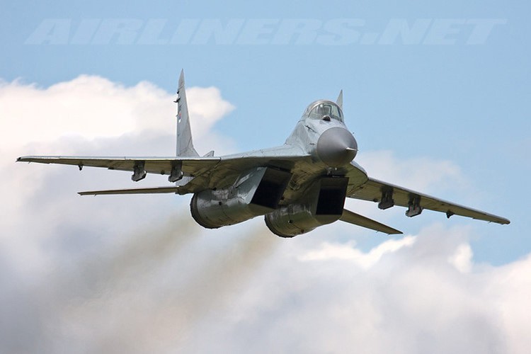Coi thuong MiG-29 Syria, phong khong Tho Nhi Ky bi qua mat de dang-Hinh-11