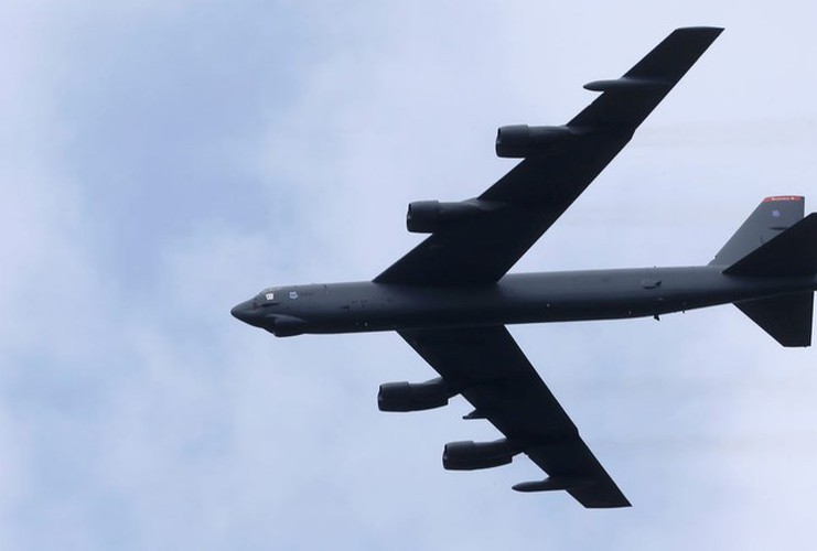 Bien doi B-52 My xam nhap bien Okhotsk, Nga dieu loat tiem kich giam sat-Hinh-10
