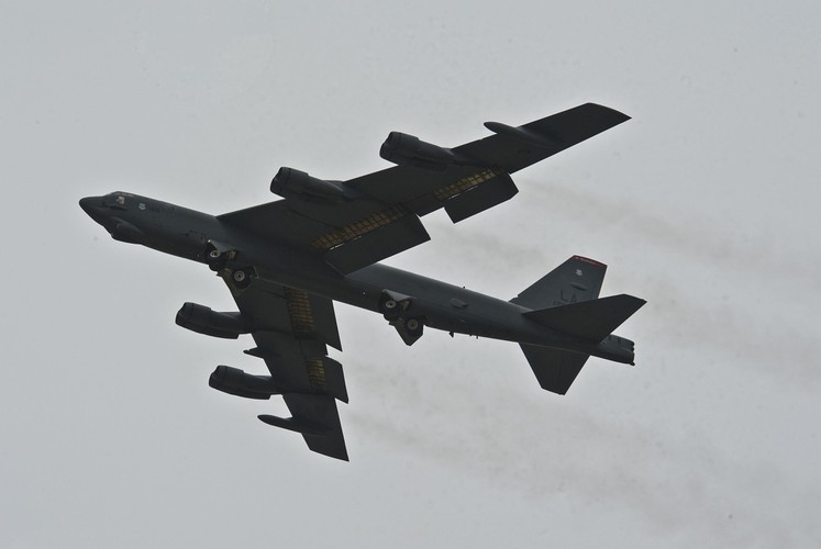 Bien doi B-52 My xam nhap bien Okhotsk, Nga dieu loat tiem kich giam sat-Hinh-16