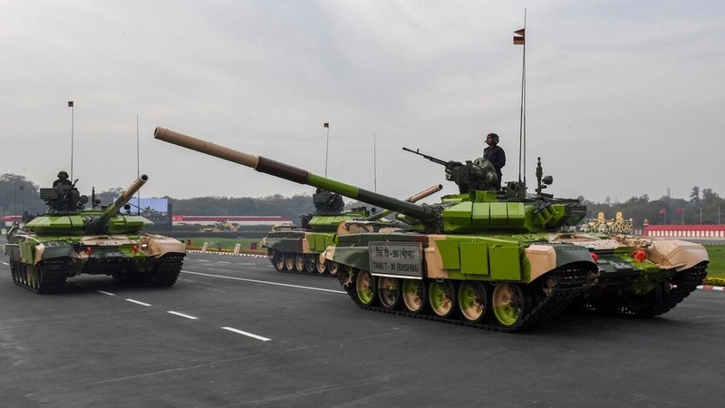 Trung Quoc loan tin An Do mat nhieu xe tang T-90 o bien gioi-Hinh-7