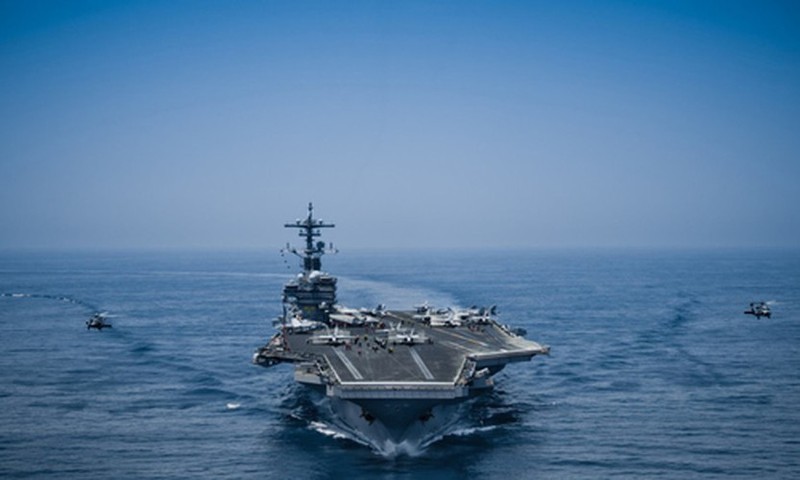 Tau san bay USS George H.W. Bush 