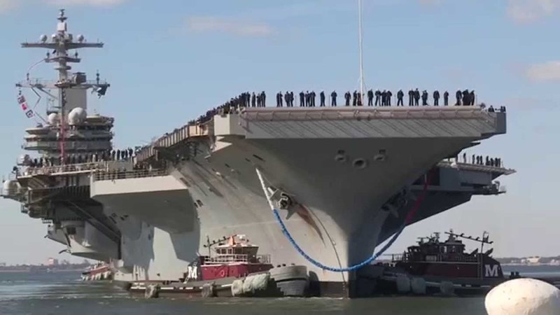 Tau san bay USS George H.W. Bush 