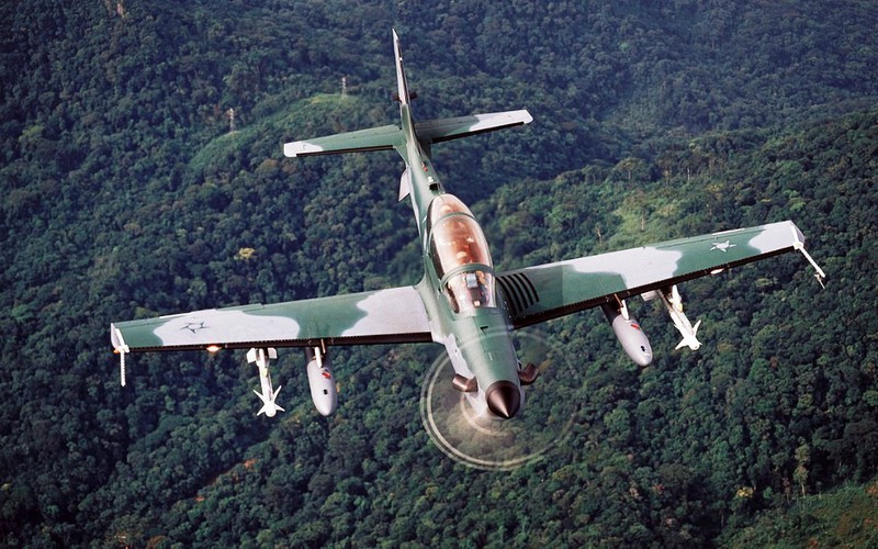 Tut doc khong phanh, Ukraine bo MiG-29 de dung 