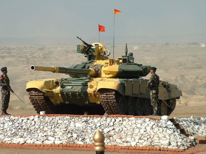 An Do goi xe tang T-90 cua Nga la 