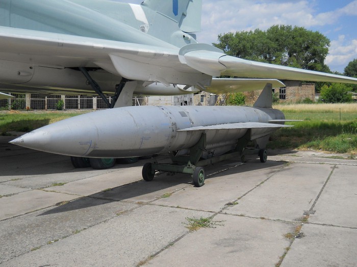 Tu huy loat may bay Tu-22 va ten lua Kh-22: Noi tiec nuoi cua Ukraine-Hinh-11