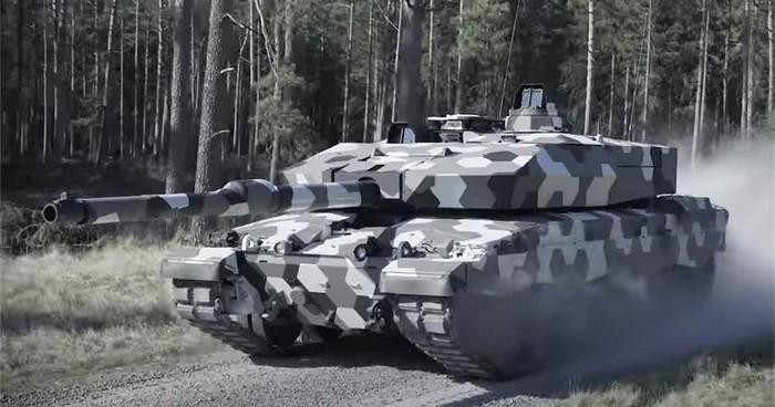 Nga dua phao 152mm len xe tang T-14 Armata dap tra NATO voi phao 130mm-Hinh-5