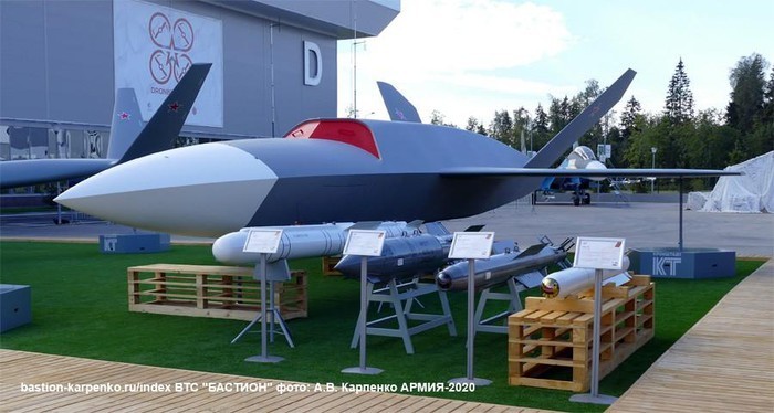 Nga bi cao buoc sao chep UAV XQ-58A Valkyrie cua My-Hinh-13