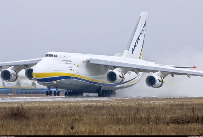 Ukraine bi mat mua linh kien cho van tai co An-124-100 Ruslan tu Nga-Hinh-11