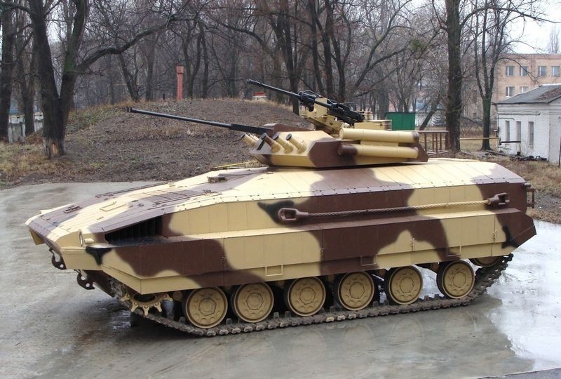 Vi sao loat thiet giap Ukraine che tu tang T-80 bi chon vui mai mai-Hinh-4