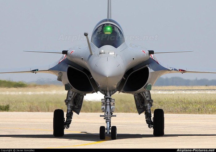 An Do gap rut cho tiem kich Rafale moi mua luyen khong chien-Hinh-10