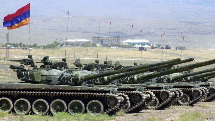 Azerbaijan va Tho Nhi Ky bao vay hang nghin quan Nga o Armenia-Hinh-2