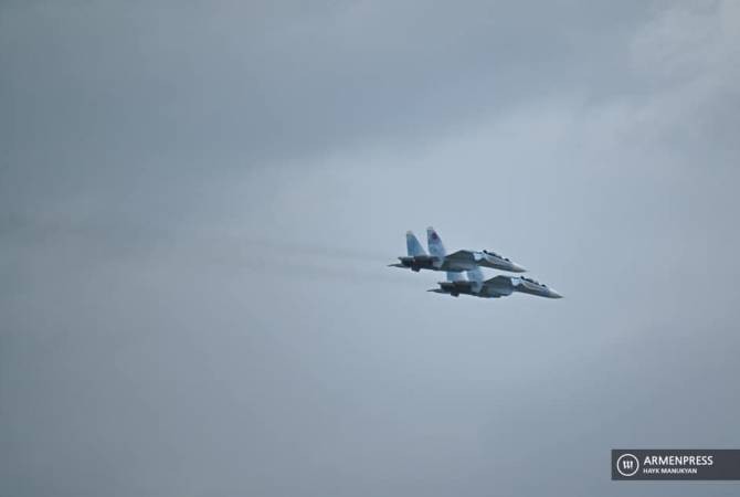 Nong: Armenia trien khai may bay chien dau Su-30SM bao ve khong phan-Hinh-2