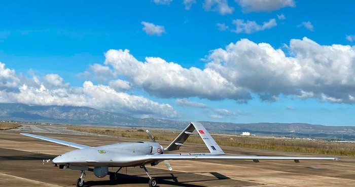 Tac chien dien tu Nga tung don hiem, UAV Azerbaijan 