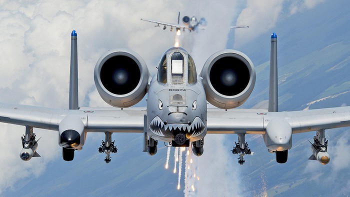 Cuong kich A-10 My lam 