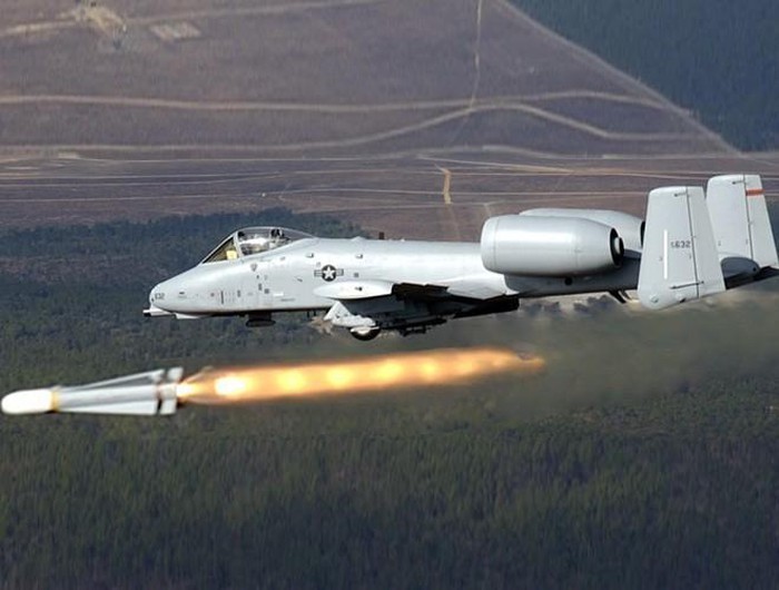 Cuong kich A-10 My lam 